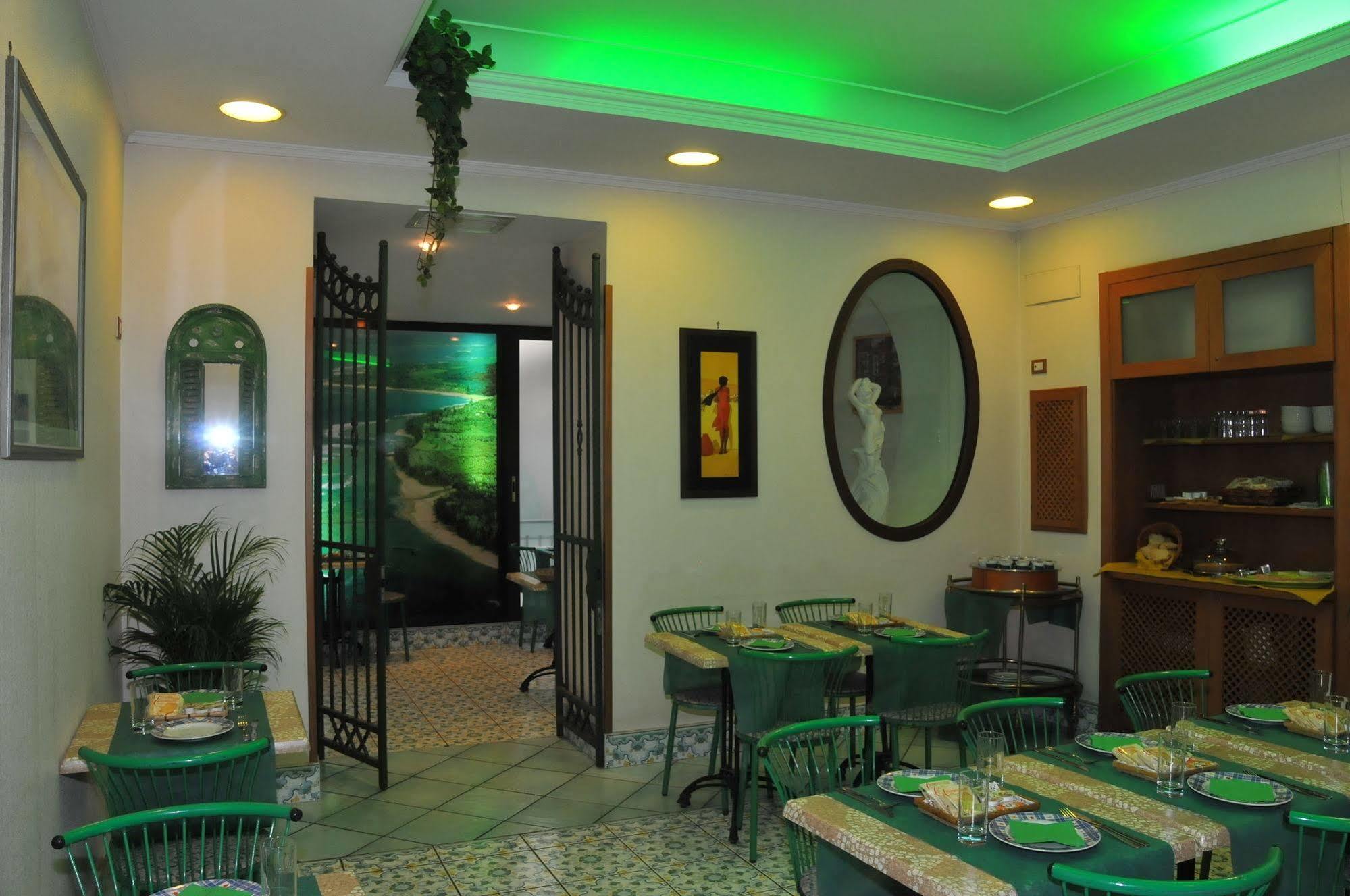 Hotel Potenza Naples Exterior photo