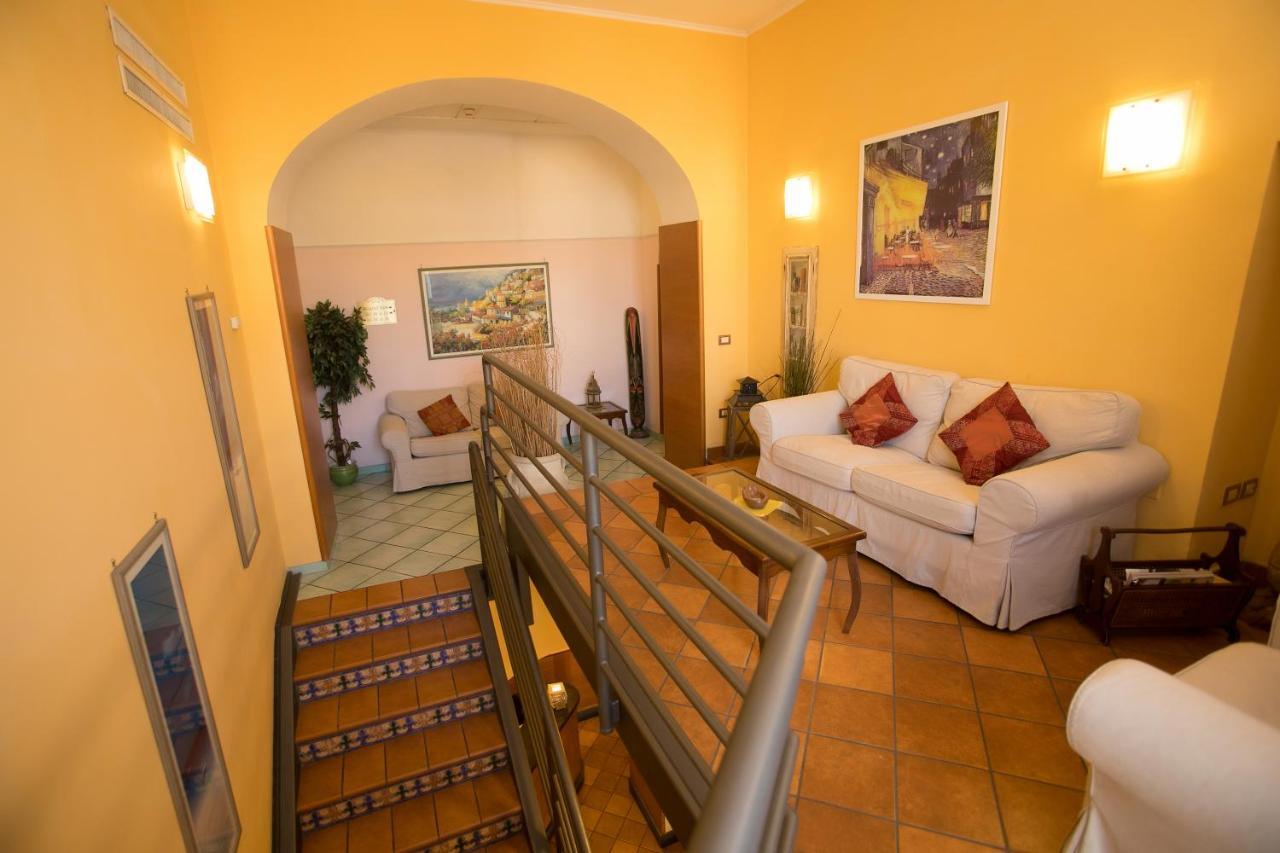 Hotel Potenza Naples Exterior photo